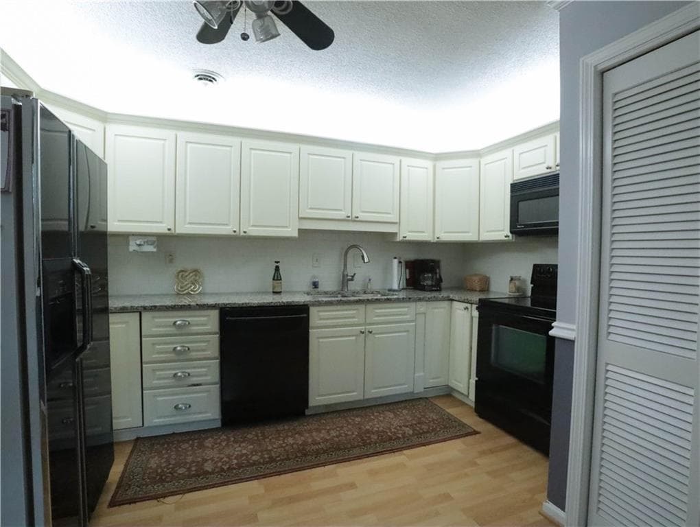 3 bedroom, 3 bathroom, 1,600 sq ft condominium for sale at 3463 Ashwood Lane, Atlanta, GA 30341 — photo 10