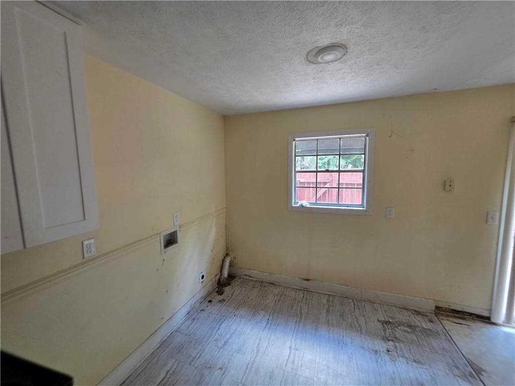 3 bedroom, 3 bathroom, 1,344 sq ft condominium for sale at 1939 Whitehall Forest Court, Atlanta, GA 30316 — photo 3