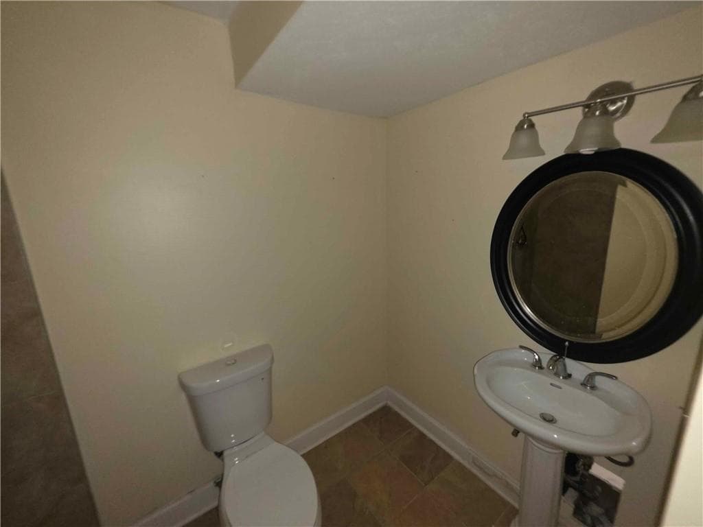 3 bedroom, 3 bathroom, 1,344 sq ft condominium for sale at 1939 Whitehall Forest Court, Atlanta, GA 30316 — photo 7