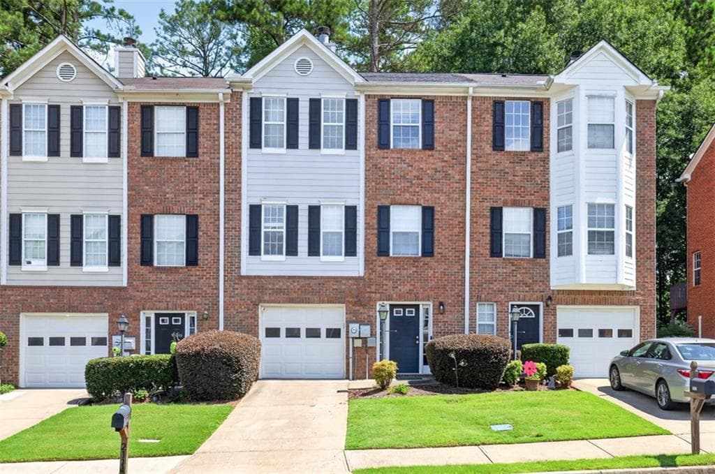 2 bedroom, 3 bathroom, 2,068 sq ft townhouse sold at 2114 Millgate Lane, Buford, GA 30519
