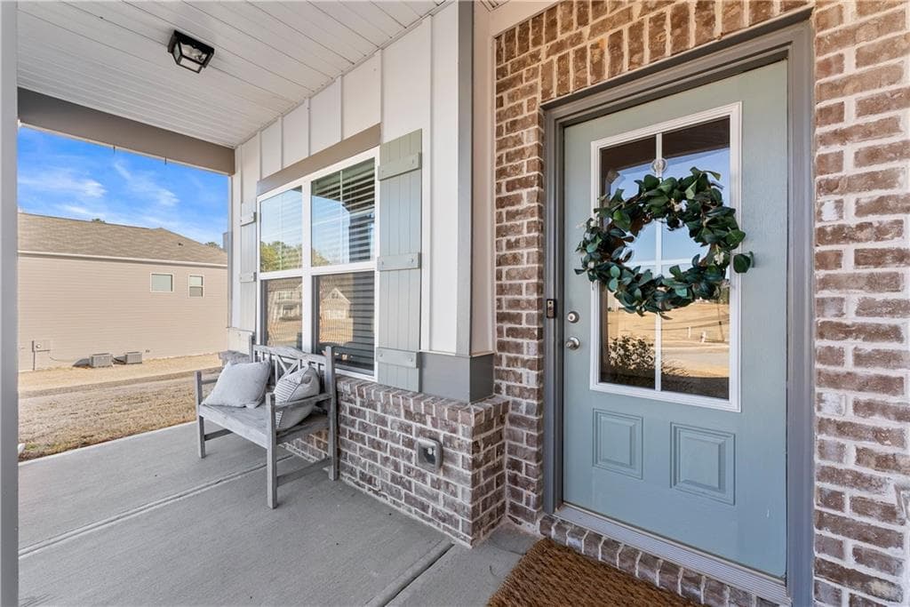 4 bedroom, 4 bathroom, 2,632 sq ft single family residence for sale at 1230 Homeward Trail, Hoschton, GA 30548 — photo 8