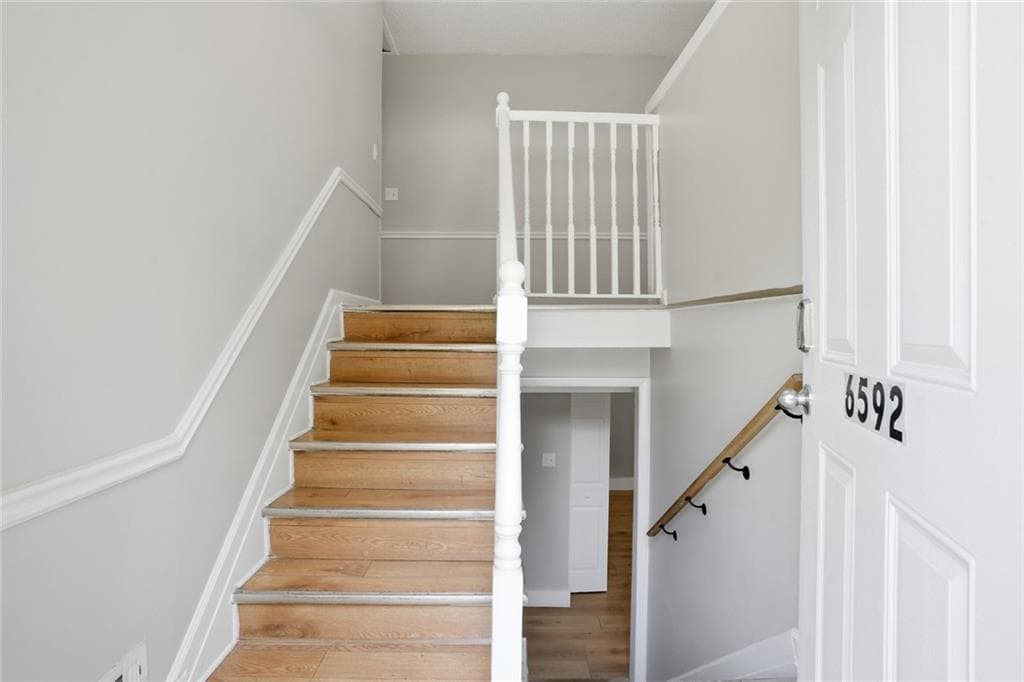 5 bedroom, 2 bathroom, 1,850 sq ft single family residence under contract at 6592 Port A Prince Drive, Forest Park, GA 30297 — photo 3