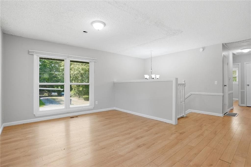 5 bedroom, 2 bathroom, 1,850 sq ft single family residence under contract at 6592 Port A Prince Drive, Forest Park, GA 30297 — photo 4