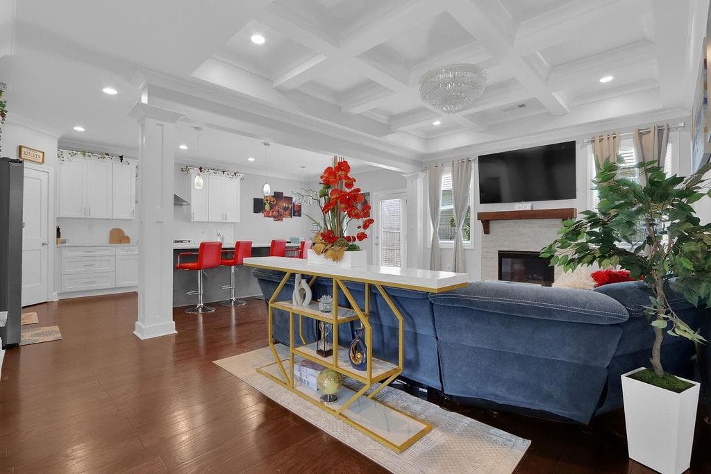 5 bedroom, 3 bathroom, 2,693 sq ft single family residence for sale at 25 Sudderth Street, Buford, GA 30518 — photo 7
