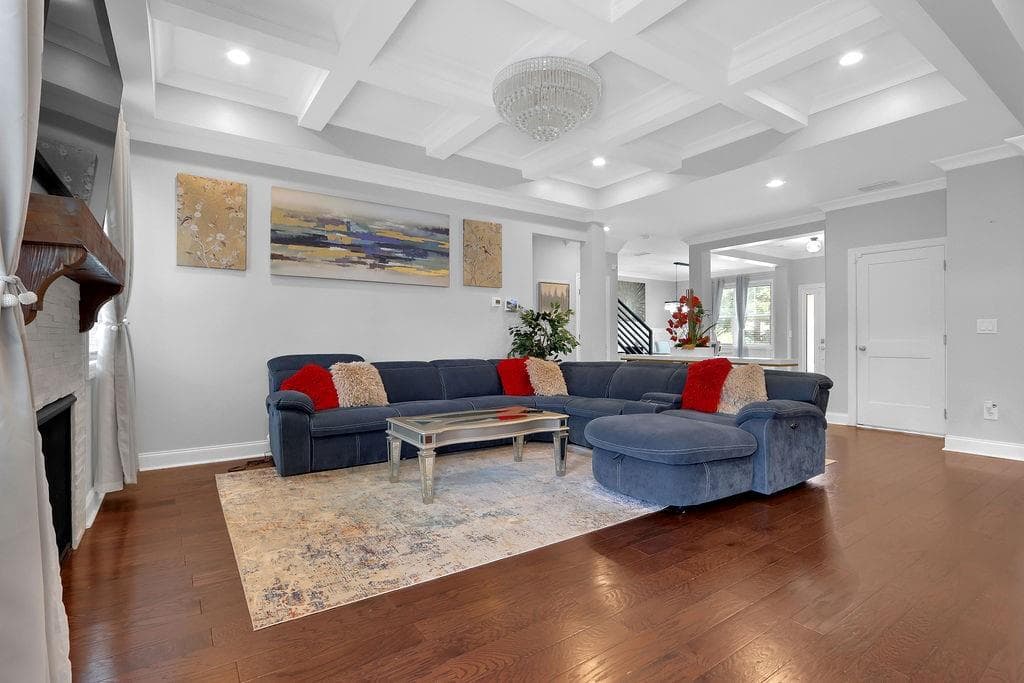 5 bedroom, 3 bathroom, 2,693 sq ft single family residence for sale at 25 Sudderth Street, Buford, GA 30518 — photo 8