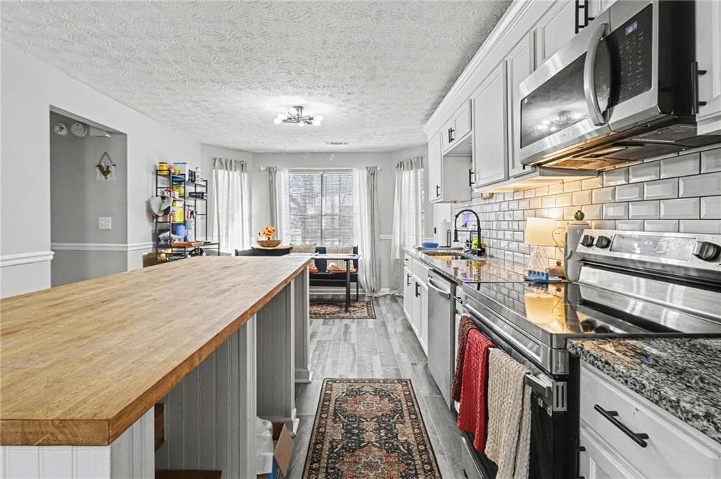 3 bedroom, 3 bathroom, 1,748 sq ft single family residence for sale at 8509 Cedar Creek Ridge, Riverdale, GA 30274 — photo 8