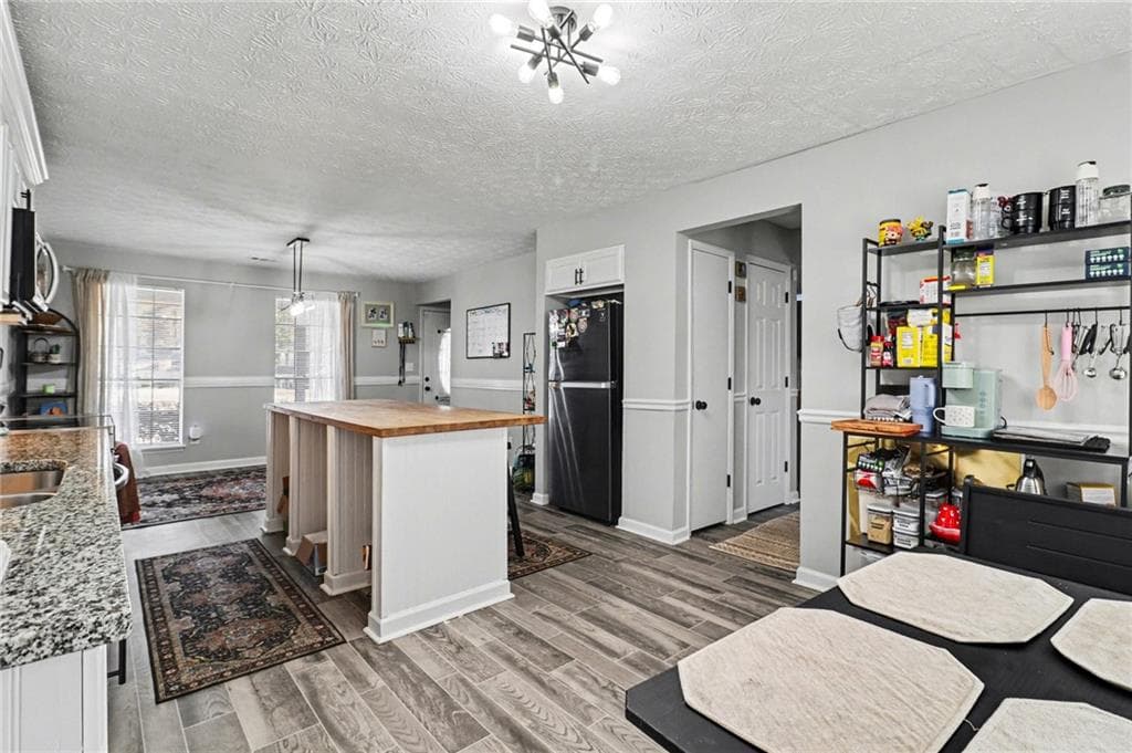 3 bedroom, 3 bathroom, 1,748 sq ft single family residence for sale at 8509 Cedar Creek Ridge, Riverdale, GA 30274 — photo 9