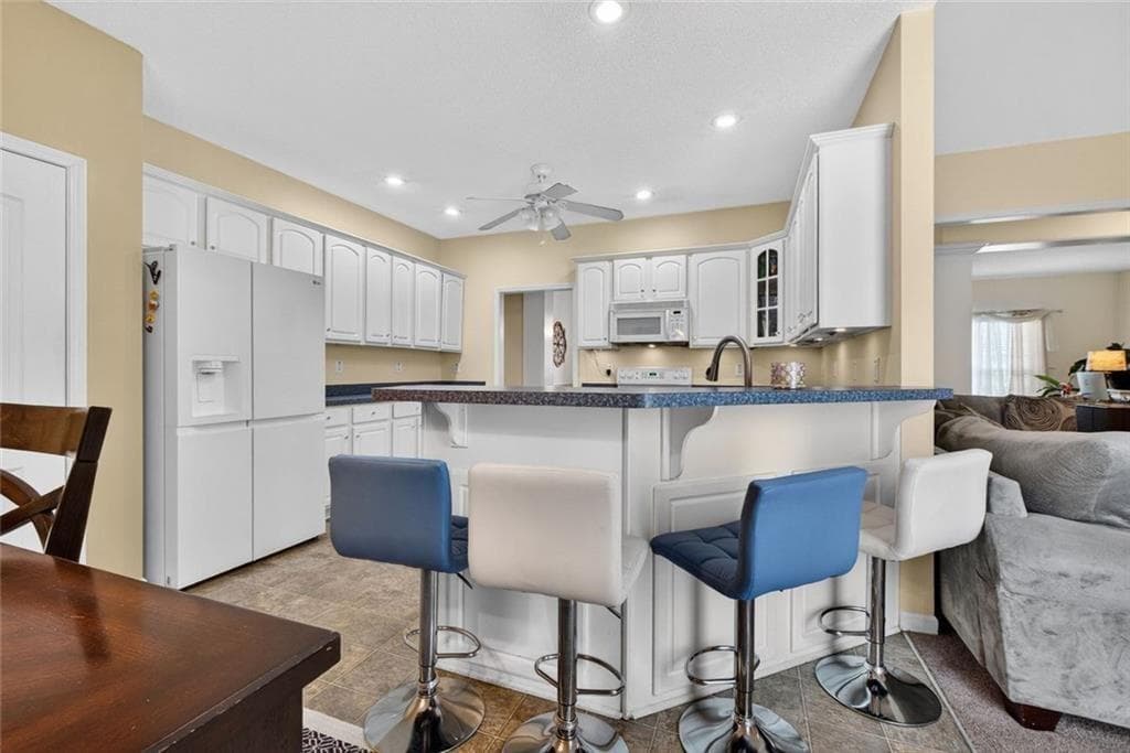 5 bedroom, 3 bathroom, 2,273 sq ft single family residence for sale at 51 Brampton Way, Douglasville, GA 30134 — photo 9
