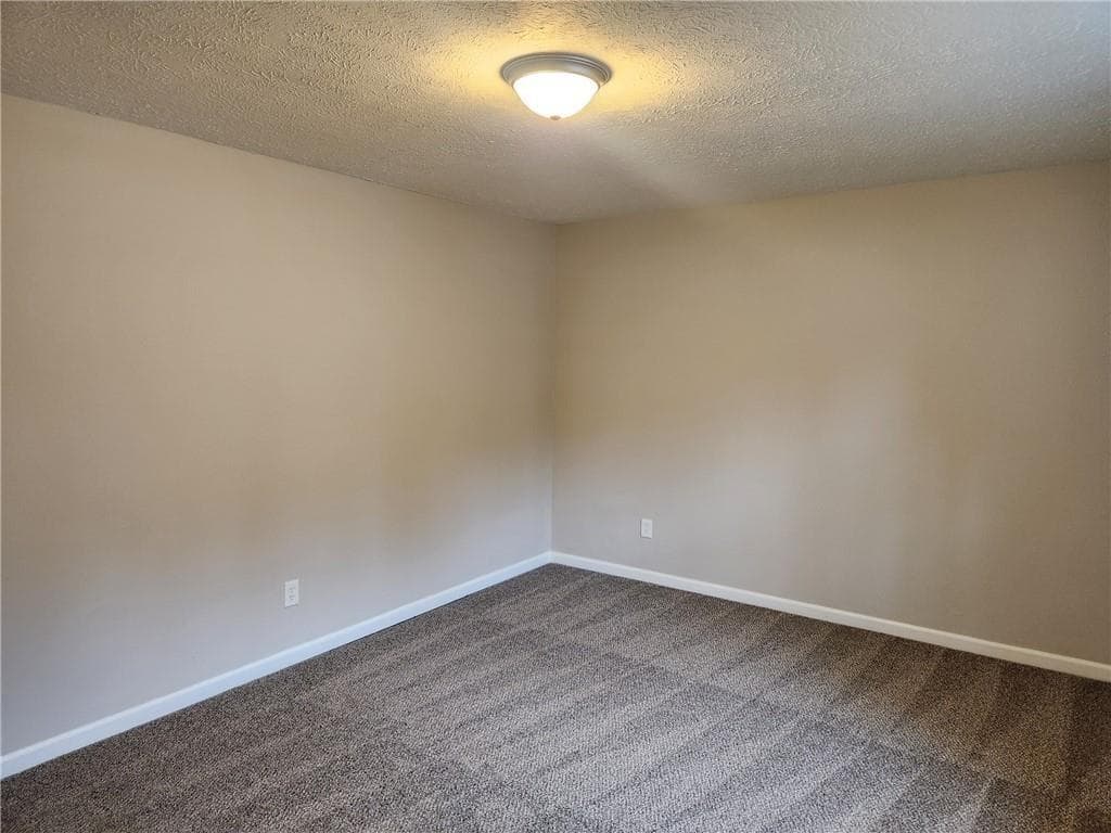2 bedroom, 3 bathroom, 2,400 sq ft duplex for rent at 1285 S Lea Court, Smyrna, GA 30080 for $1,650 a month — photo 6
