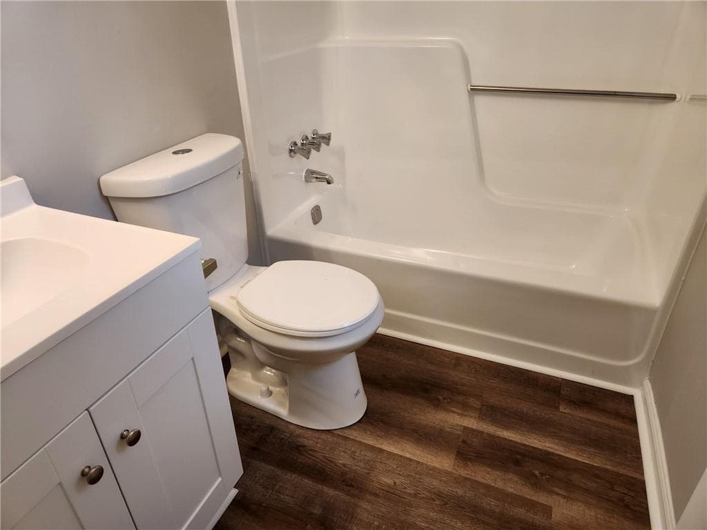 2 bedroom, 3 bathroom, 2,400 sq ft duplex for rent at 1285 S Lea Court, Smyrna, GA 30080 for $1,650 a month — photo 10