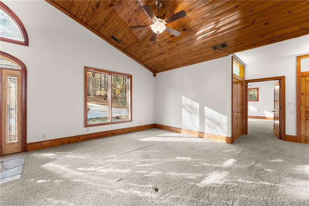 3 bedroom, 3 bathroom, 6,920 sq ft single family residence for sale at 287 Spring Branch Circle, Toccoa, GA 30577 — photo 9