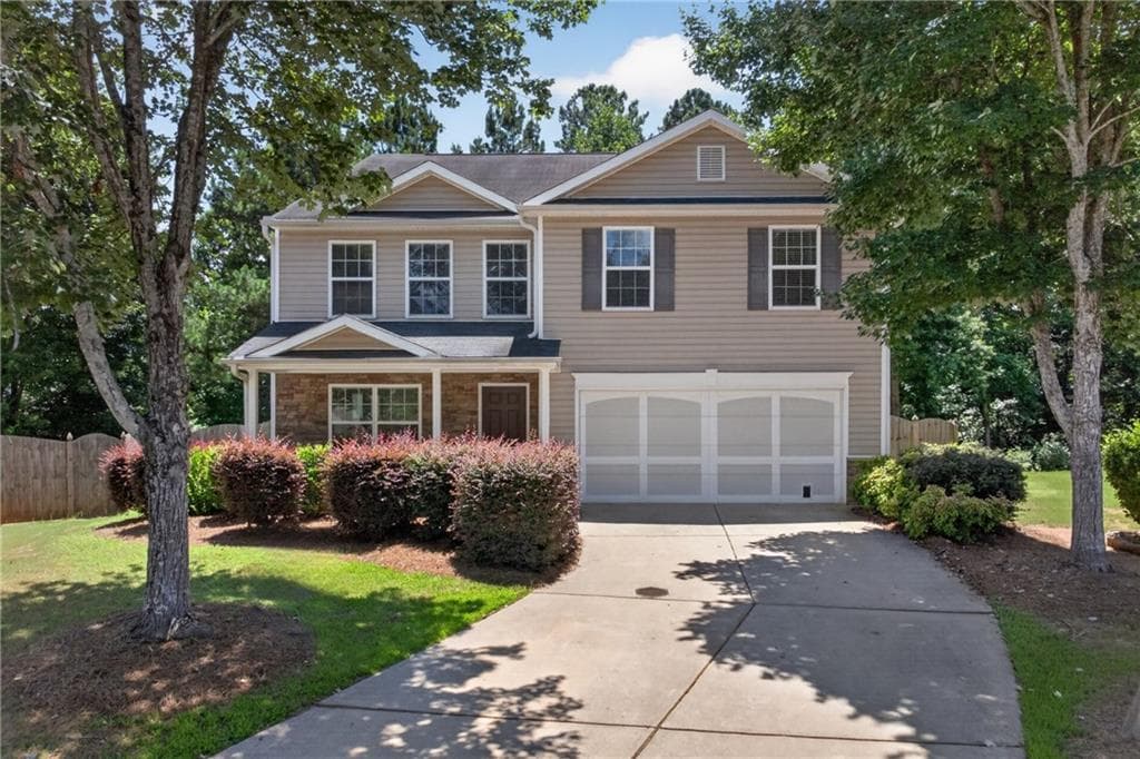 7 bedroom, 3 bathroom, 3,202 sq ft single family residence under contract at 3075 Whittier Way, Cumming, GA 30040