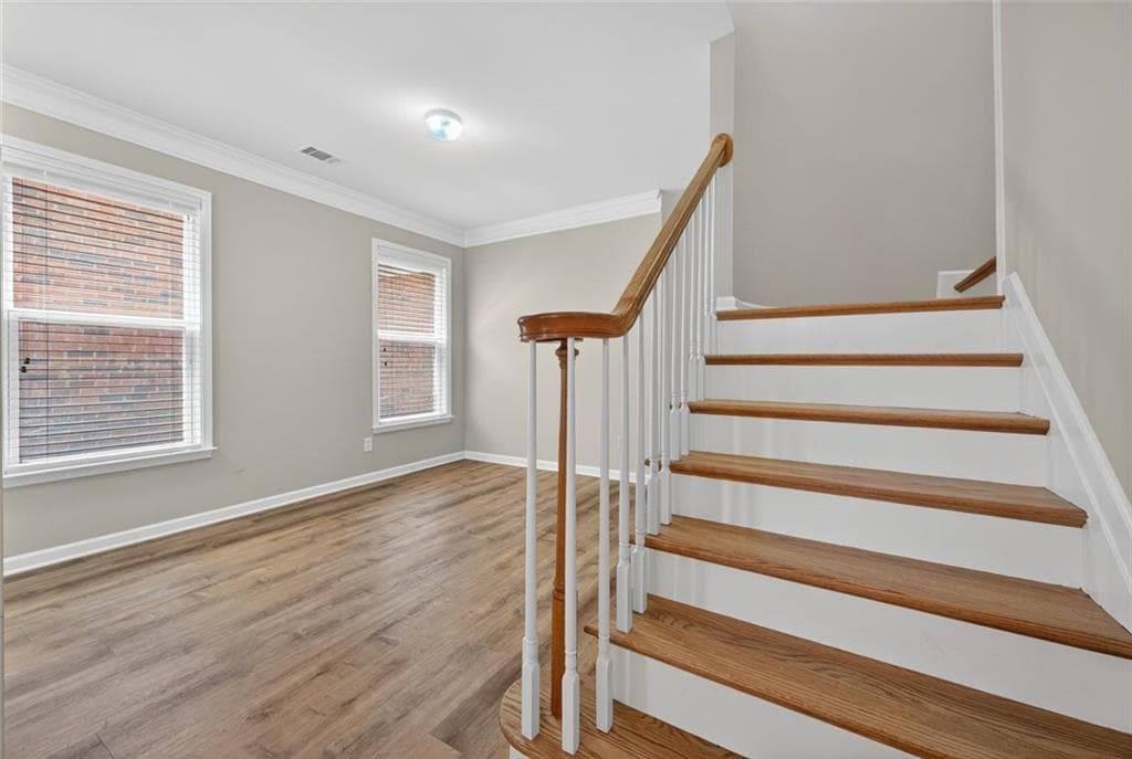 3 bedroom, 3 bathroom, 2,390 sq ft single family residence for sale at 13968 Sunfish Bend, Alpharetta, GA 30004 — photo 3