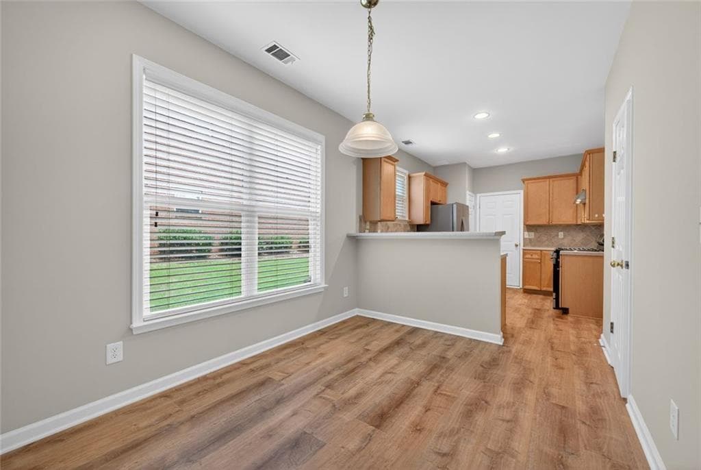 3 bedroom, 3 bathroom, 2,390 sq ft single family residence for sale at 13968 Sunfish Bend, Alpharetta, GA 30004 — photo 8