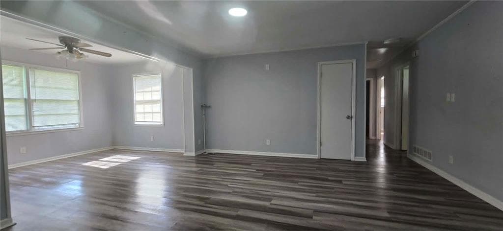 4 bedroom, 2 bathroom, 1,382 sq ft single family residence for sale at 1156 E Fayetteville Road, Riverdale, GA 30296 — photo 7