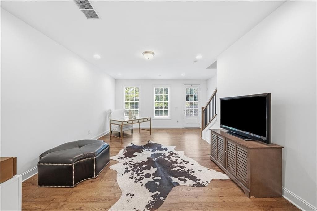 4 bedroom, 5 bathroom, 2,480 sq ft townhouse for sale at 6715 Prelude Drive, Atlanta, GA 30328 — photo 8