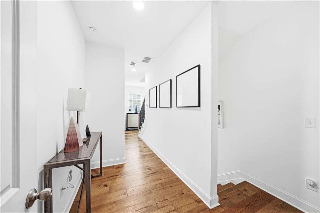 4 bedroom, 5 bathroom, 2,480 sq ft townhouse for sale at 6715 Prelude Drive, Atlanta, GA 30328 — photo 10