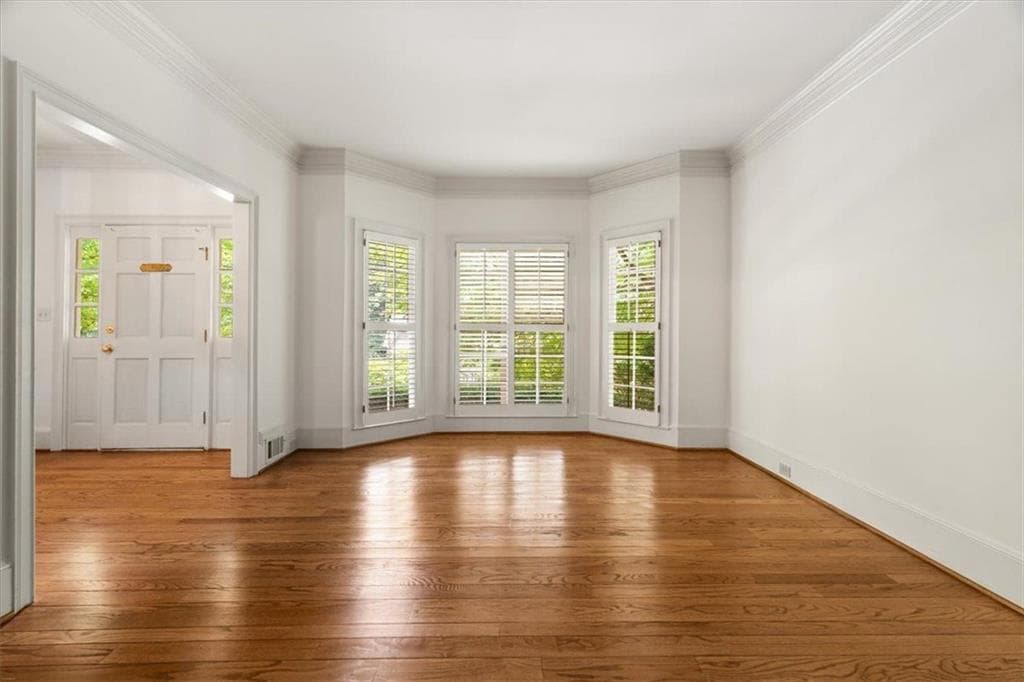 4 bedroom, 5 bathroom, 2,643 sq ft single family residence for sale at 8855 Glen Ferry Drive, Johns Creek, GA 30022 — photo 10