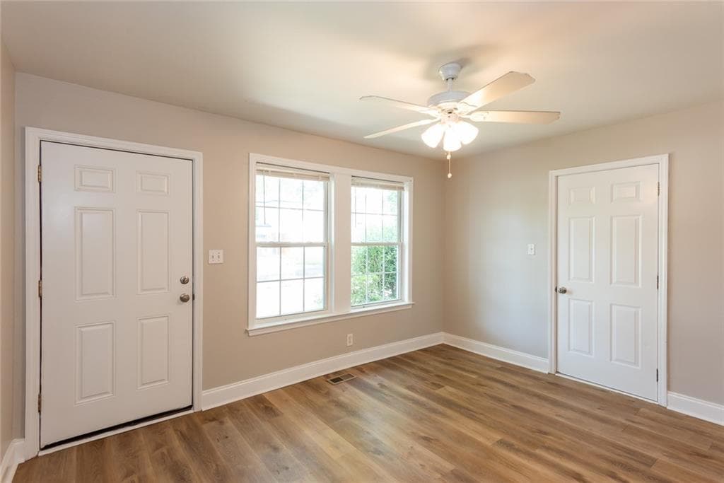 3 bedroom, 2 bathroom, 1,008 sq ft single family residence under contract at 2603 Davenport Street, Smyrna, GA 30080 — photo 8