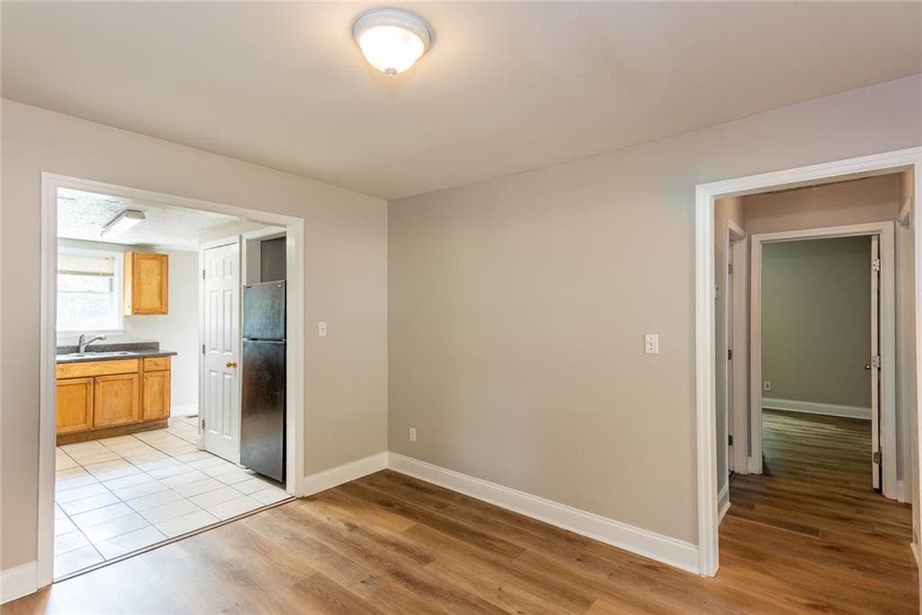 3 bedroom, 2 bathroom, 1,008 sq ft single family residence under contract at 2603 Davenport Street, Smyrna, GA 30080 — photo 9