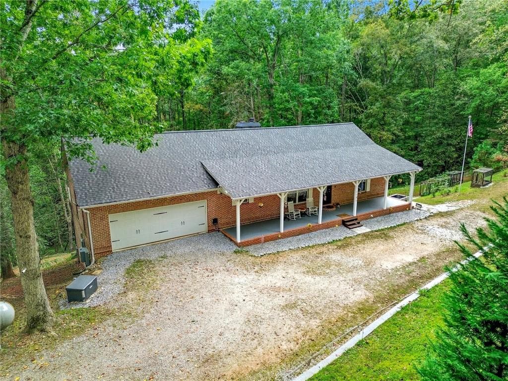 4 bedroom, 3 bathroom, 3,460 sq ft single family residence for sale at 1190 Mill Creek Drive, Dawsonville, GA 30534