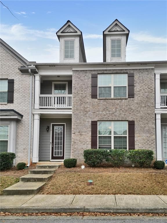 3 bedroom, 3 bathroom, 1,936 sq ft townhouse for sale at 7687 Cabrini Place, Fairburn, GA 30213