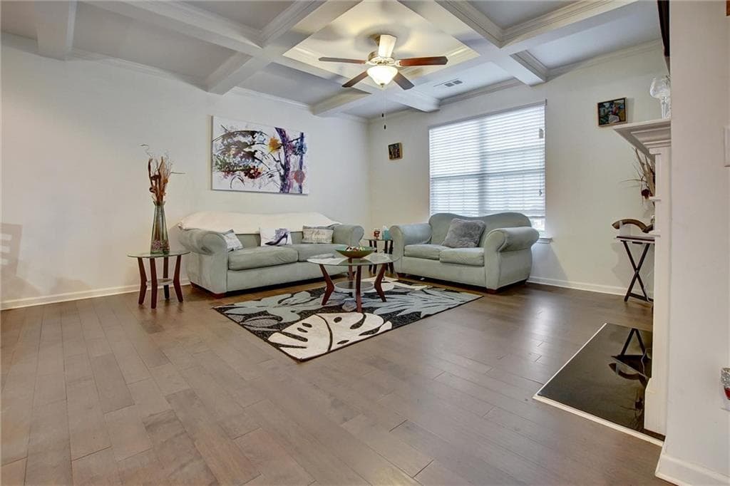 3 bedroom, 3 bathroom, 1,936 sq ft townhouse for sale at 7687 Cabrini Place, Fairburn, GA 30213 — photo 2