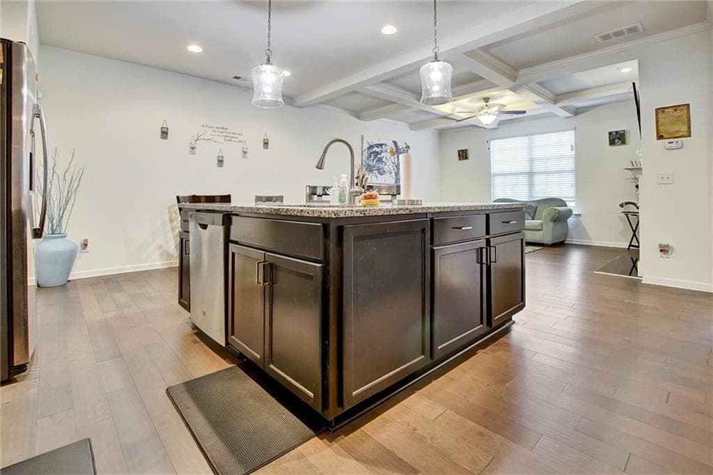 3 bedroom, 3 bathroom, 1,936 sq ft townhouse for sale at 7687 Cabrini Place, Fairburn, GA 30213 — photo 6