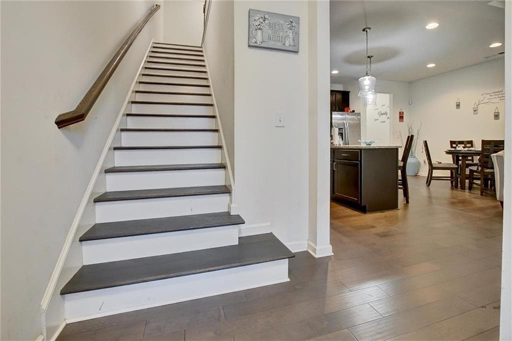 3 bedroom, 3 bathroom, 1,936 sq ft townhouse for sale at 7687 Cabrini Place, Fairburn, GA 30213 — photo 8