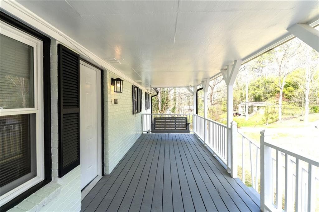 4 bedroom, 3 bathroom, 1,817 sq ft single family residence for sale at 1980 Winchester Court, Marietta, GA 30008 — photo 6
