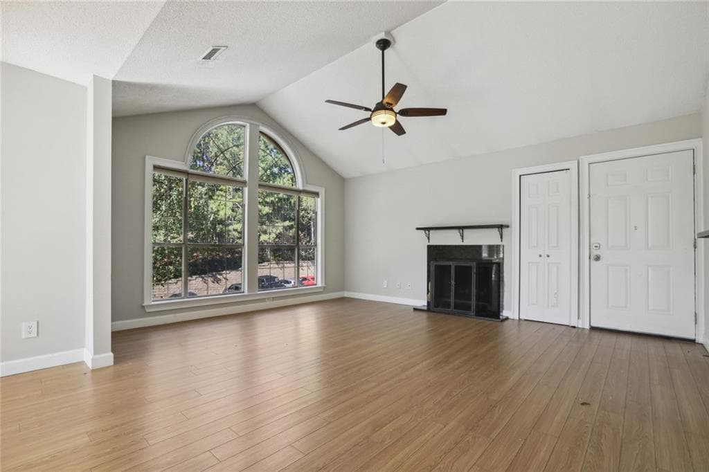 3 bedroom, 2 bathroom, 950 sq ft condominium for rent at 1007 Sandy Lane Drive, Alpharetta, GA 30022 for $2,000 a month — photo 6
