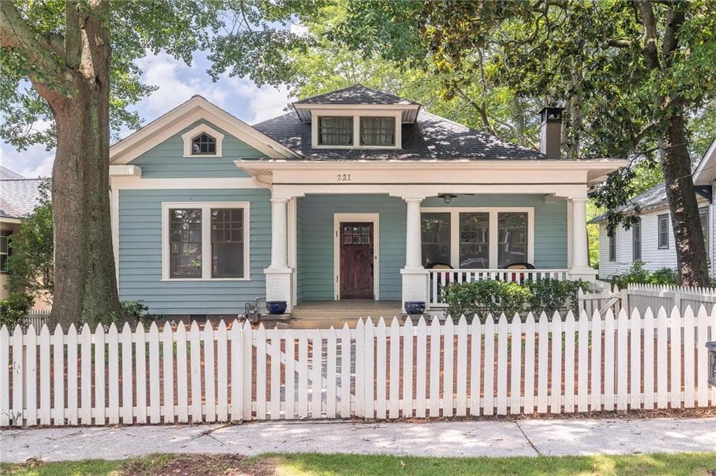 3 bedroom, 1 bathroom, 1,438 sq ft single family residence sold at 221 Winter Avenue, Atlanta, GA 30317