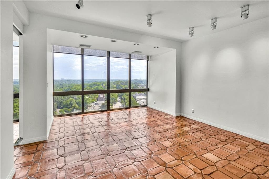 3 bedroom, 3 bathroom, 1,980 sq ft condominium for sale at 147 15th Street 15D, Atlanta, GA 30309 — photo 5