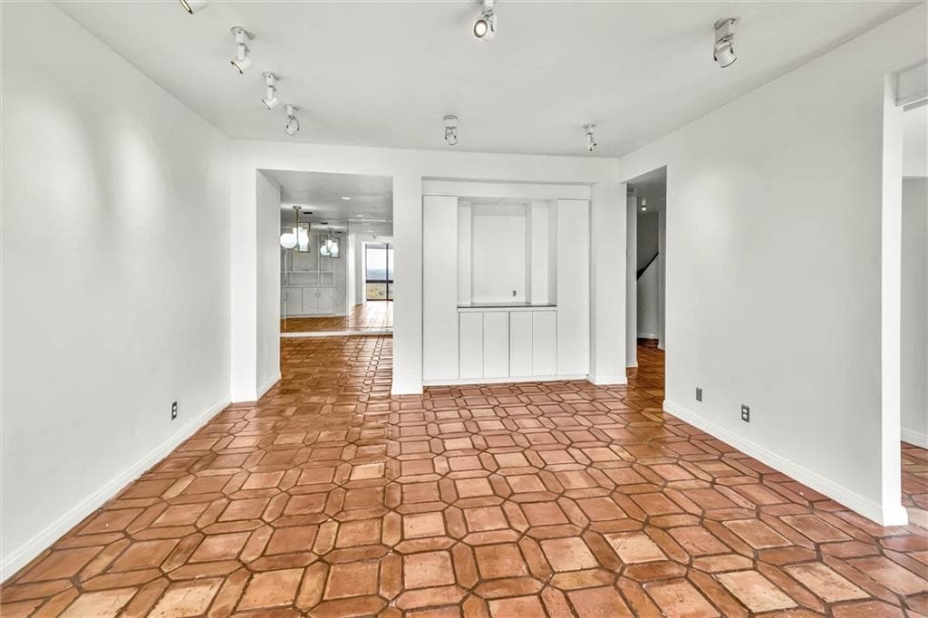 3 bedroom, 3 bathroom, 1,980 sq ft condominium for sale at 147 15th Street 15D, Atlanta, GA 30309 — photo 6