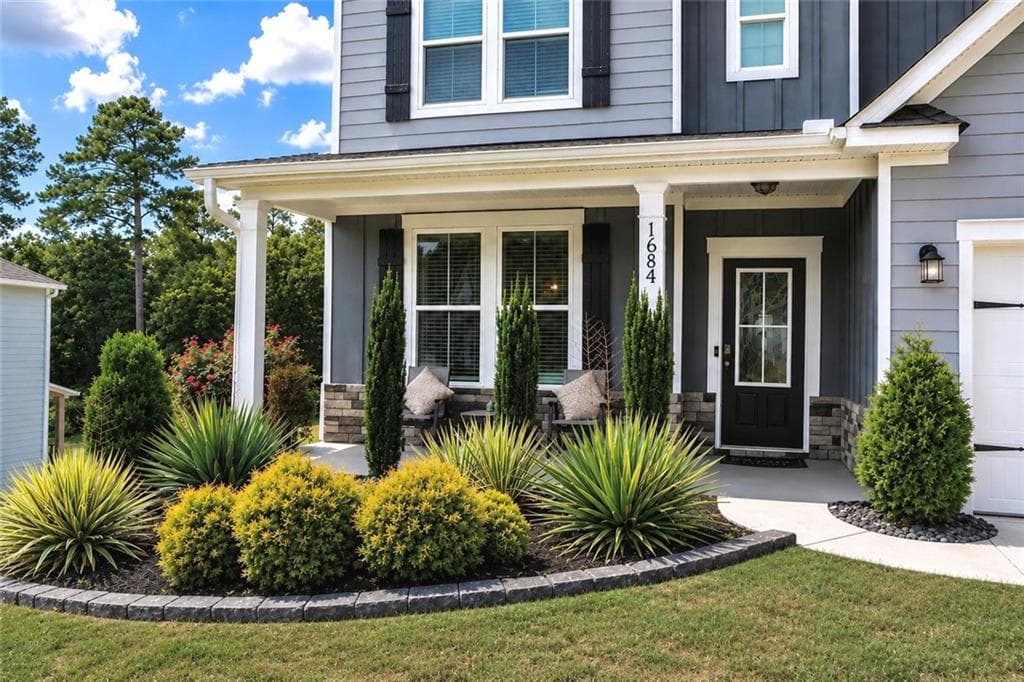 4 bedroom, 3 bathroom, 2,505 sq ft single family residence for sale at 1684 Flagstone Lane, Conyers, GA 30012 — photo 3