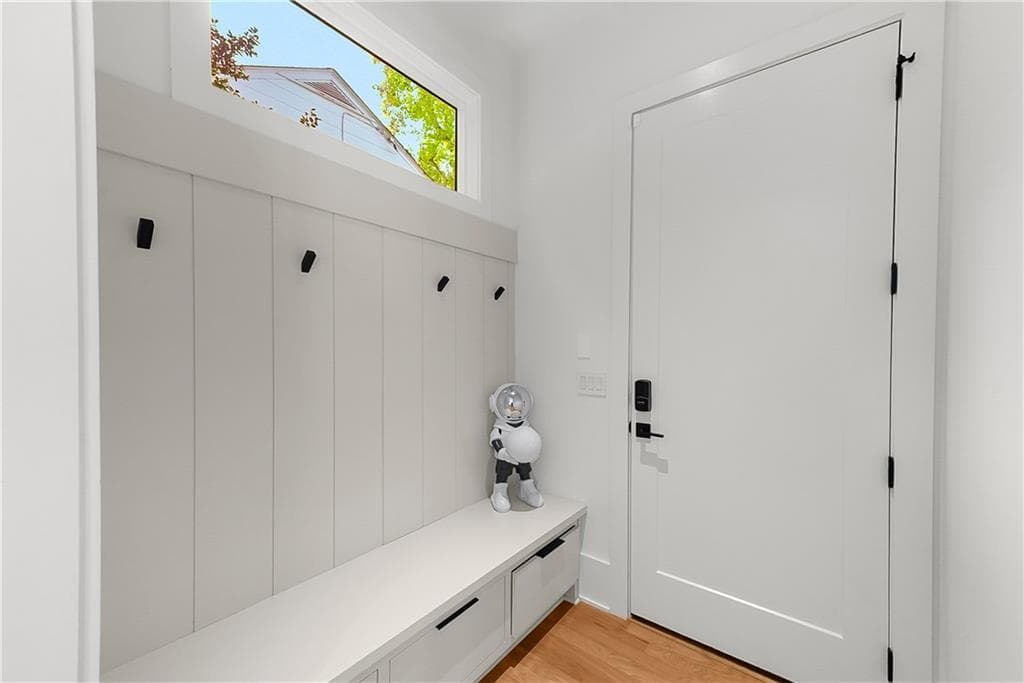 5 bedroom, 6 bathroom, 5,385 sq ft single family residence for sale at 1269 Mayfair Drive, Atlanta, GA 30324 — photo 9