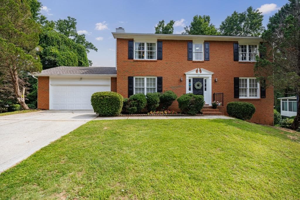 4 bedroom, 3 bathroom, 2,926 sq ft single family residence for sale at 861 Lagoon Court, Stone Mountain, GA 30083 — photo 1 of 50