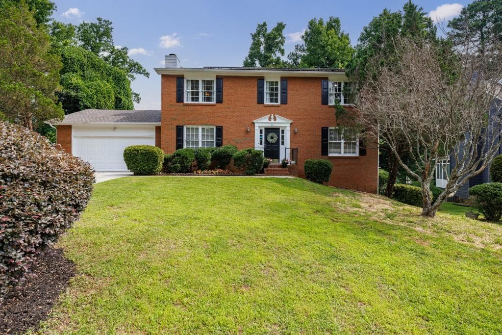 4 bedroom, 3 bathroom, 2,926 sq ft single family residence for sale at 861 Lagoon Court, Stone Mountain, GA 30083 — photo 2