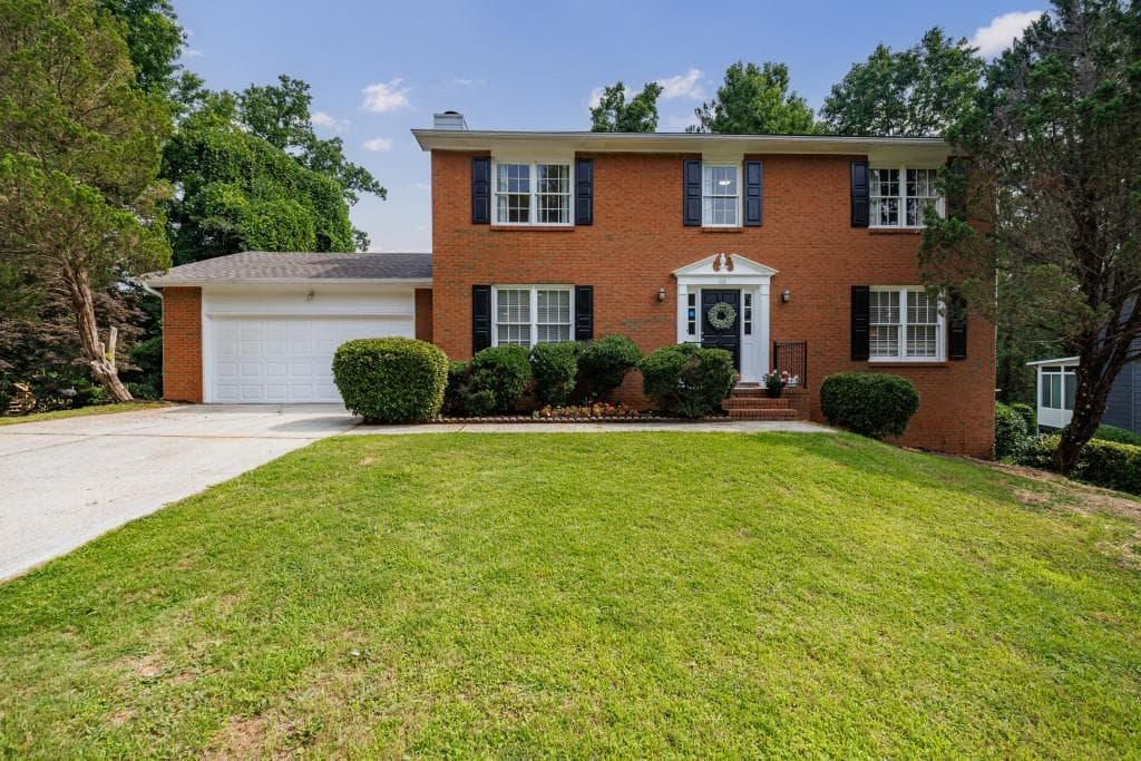 4 bedroom, 3 bathroom, 2,926 sq ft single family residence for sale at 861 Lagoon Court, Stone Mountain, GA 30083 — photo 4