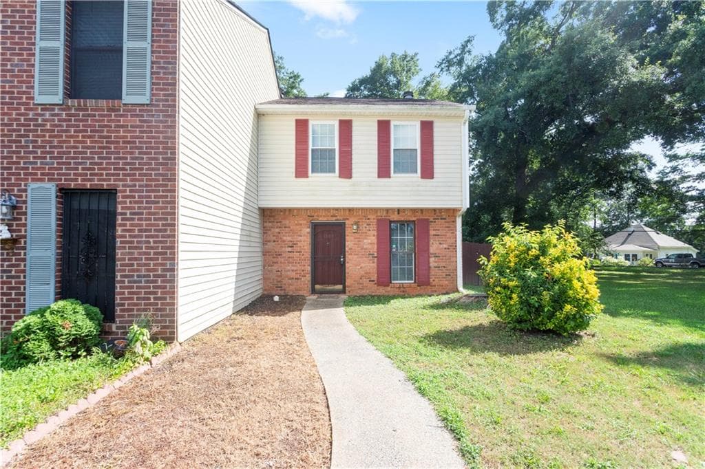 2 bedroom, 3 bathroom, 1,092 sq ft townhouse for rent at 1585 Springleaf Point, Smyrna, GA 30080 for $1,700 a month — photo 1 of 22