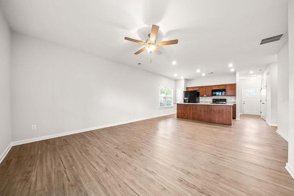 3 bedroom, 2 bathroom, 1,226 sq ft single family residence under contract at 25 Pippin Place, Rome, GA 30165 — photo 8