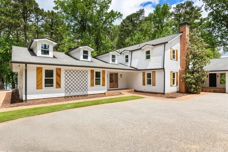 6 bedroom, 8 bathroom, 7,706 sq ft single family residence for sale at 3080 Dove Trail, Cumming, GA 30041 — photo 5