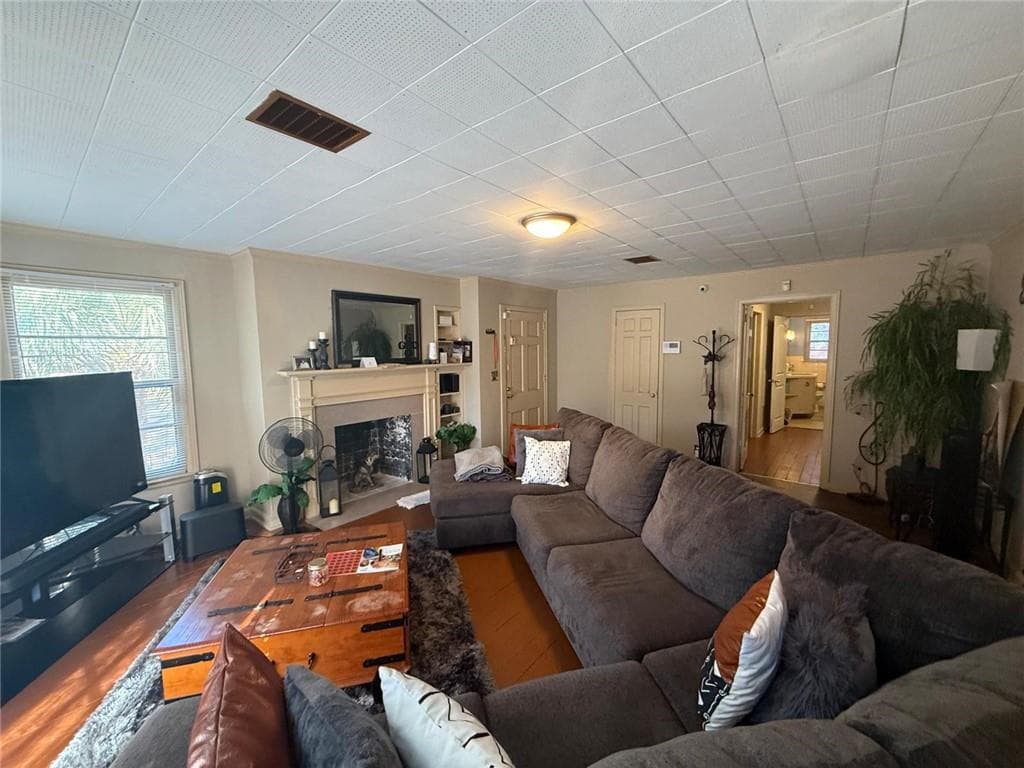 3 bedroom, 2 bathroom, 1,515 sq ft single family residence for sale at 1184 Edna Place, Macon, GA 31204 — photo 2