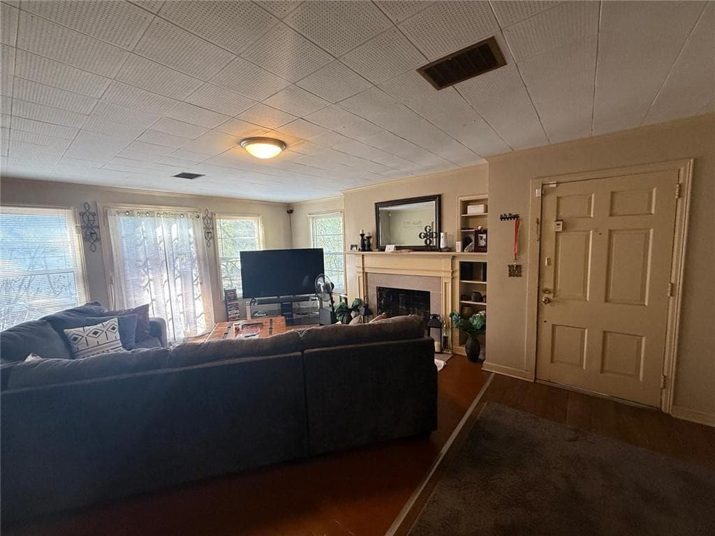 3 bedroom, 2 bathroom, 1,515 sq ft single family residence for sale at 1184 Edna Place, Macon, GA 31204 — photo 4