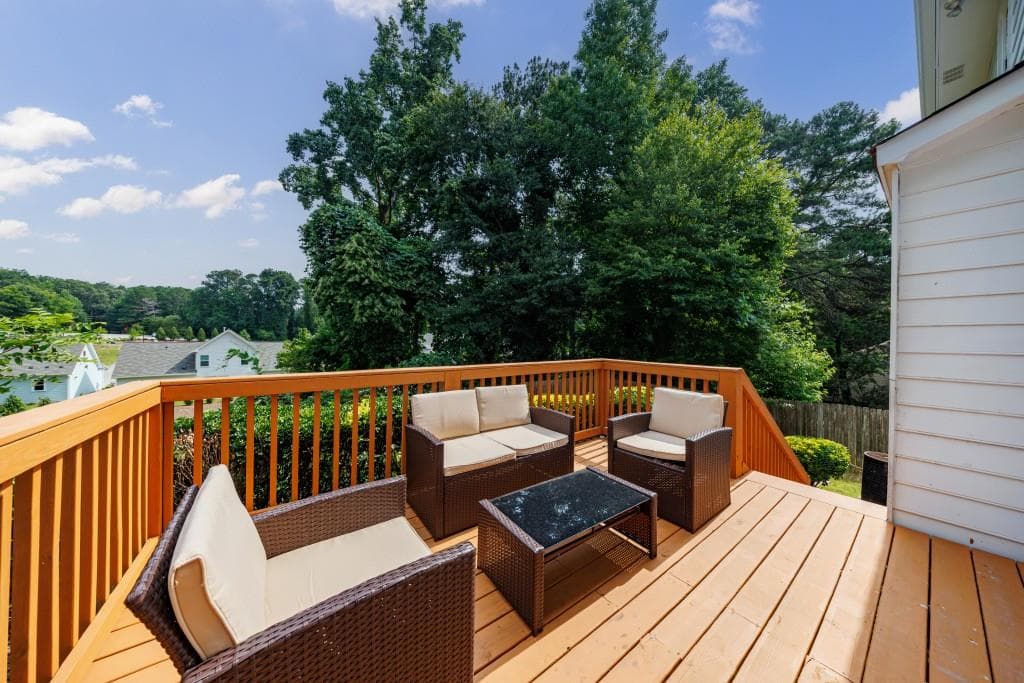 4 bedroom, 3 bathroom, 2,926 sq ft single family residence for sale at 861 Lagoon Court, Stone Mountain, GA 30083 — photo 5