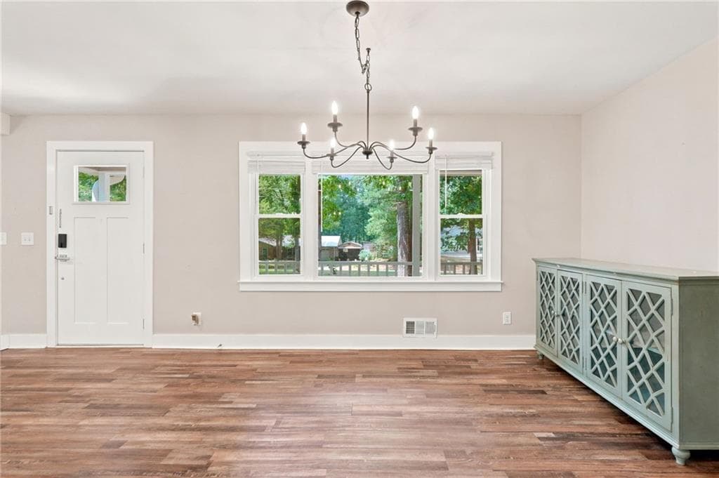 3 bedroom, 2 bathroom, 1,544 sq ft single family residence for sale at 173 Brookwood Drive, Canton, GA 30114 — photo 8