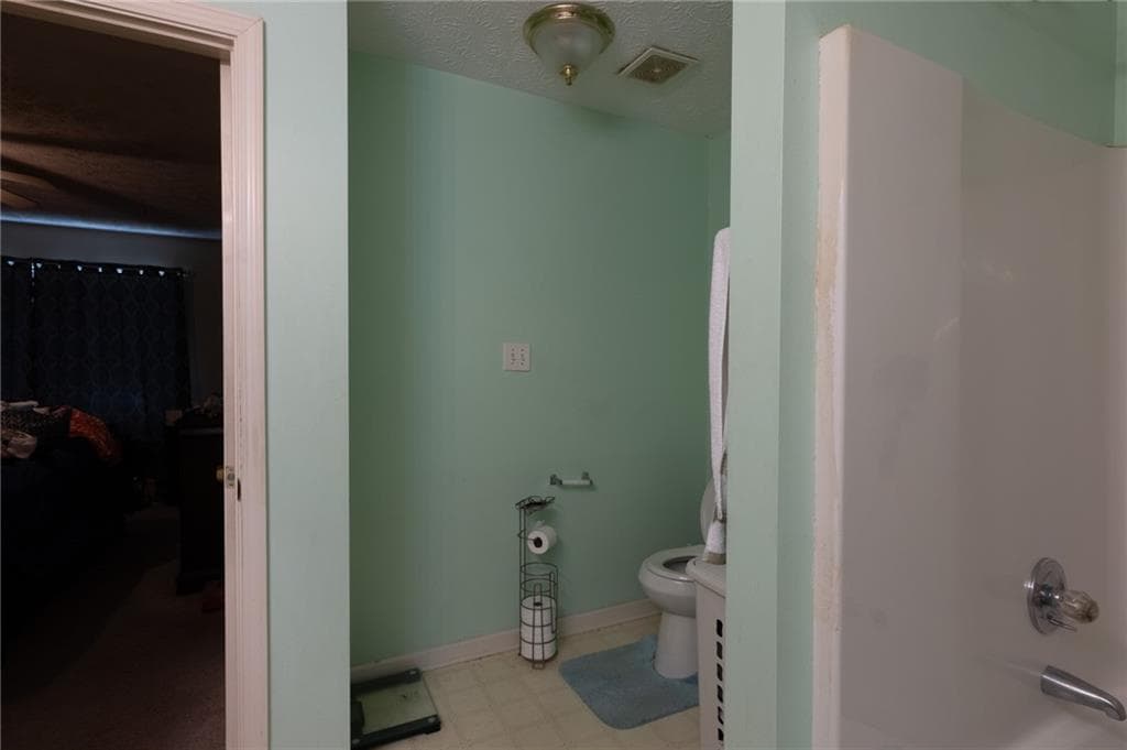 3 bedroom, 2 bathroom, 1,352 sq ft single family residence under contract at 5534 Princeton Oaks Lane, Sugar Hill, GA 30518 — photo 7