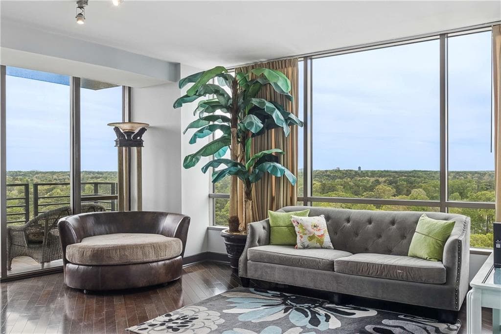 1 bedroom, 1 bathroom, 1,143 sq ft condominium for rent at 700 Park Regency Place 2002, Atlanta, GA 30326 for $3,250 a month — photo 6
