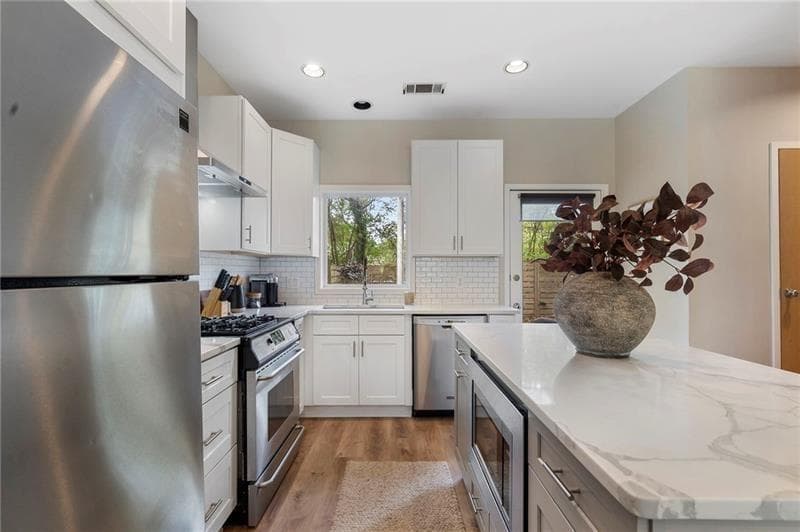 2 bedroom, 3 bathroom, 1,668 sq ft townhouse under contract at 2188 Millennium Way, Brookhaven, GA 30319 — photo 7