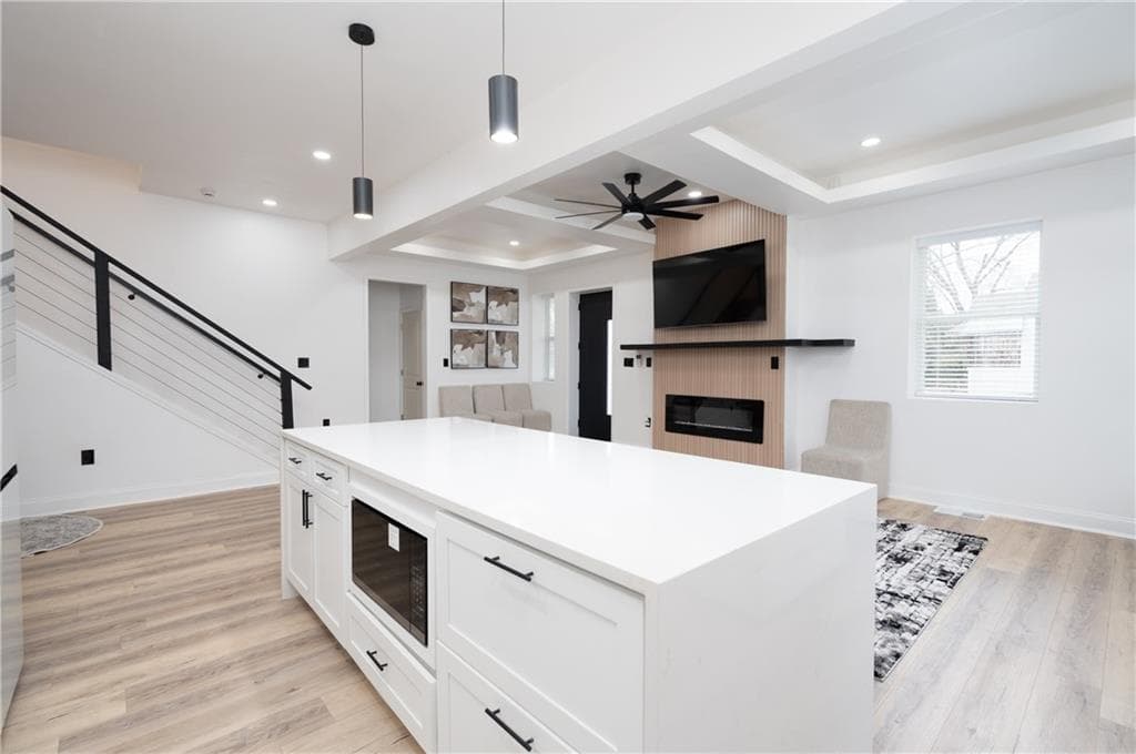 5 bedroom, 5 bathroom, 2,374 sq ft single family residence for sale at 362 Roy Street, Atlanta, GA 30310 — photo 8